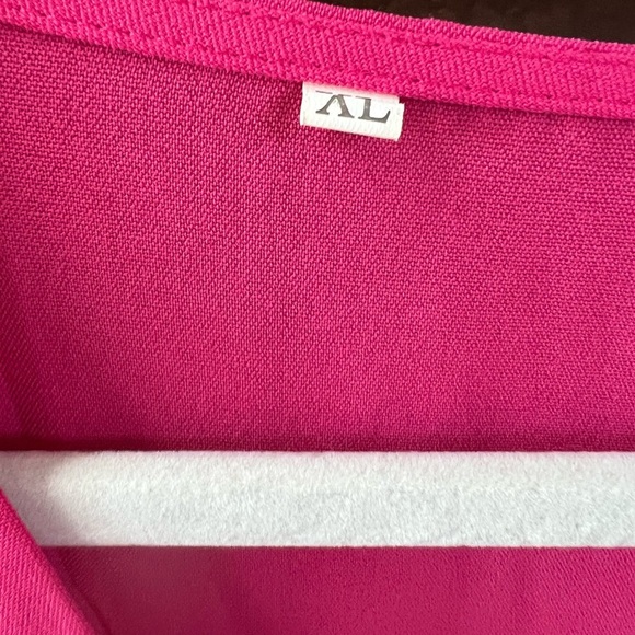 Bright Pink V-Neck Short Dress - Picture 2 of 7